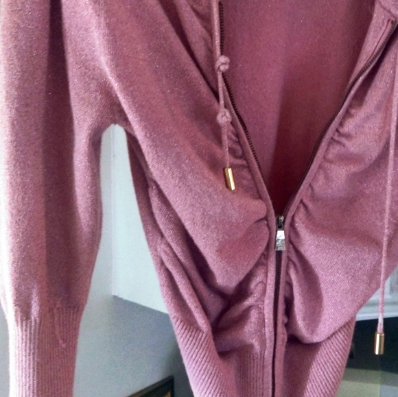 Pink and glittered form fitting hoody - Picture 5 of 6